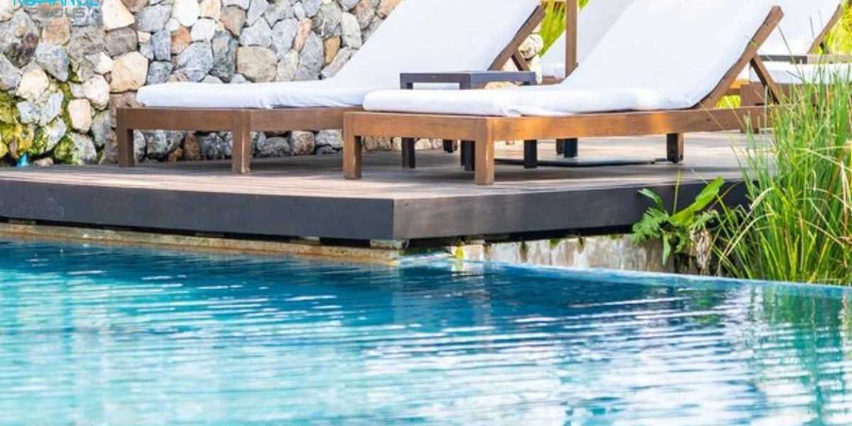Revitalize Your Oasis: Choosing the Best Pool Remodel Contractor in Boca Raton