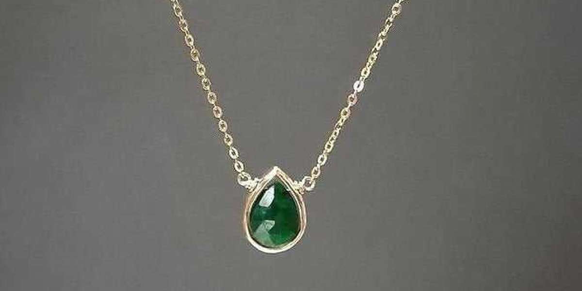 Dazzling Emerald Jewelry: Enhancing Your Style with Vibrant Green Gems