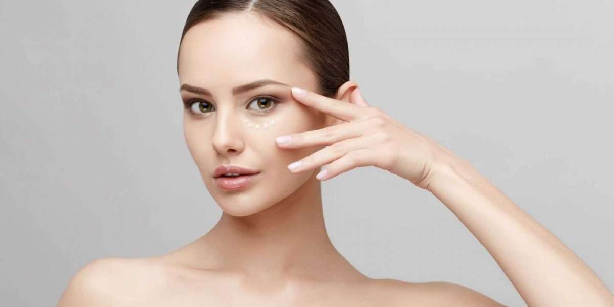 How to Maintain Glowing Skin After Whitening in Dubai