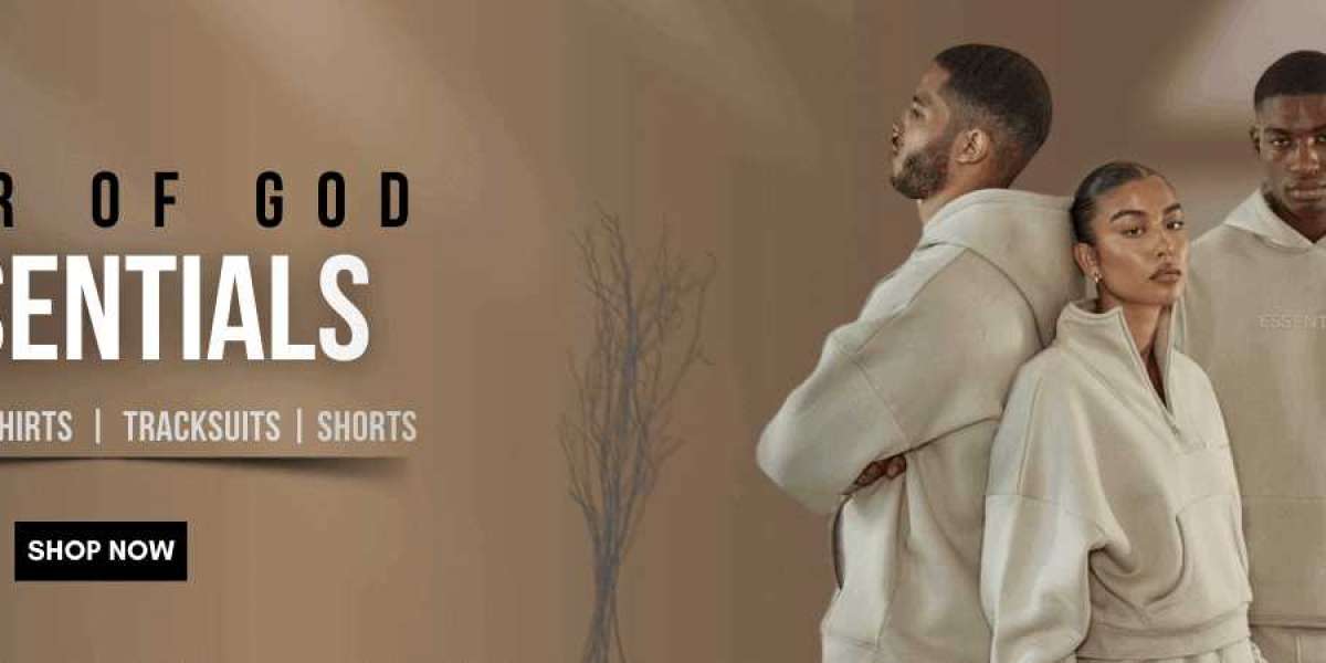 Essentials Hoodie in Canada: A Must-Have for Comfort and Style