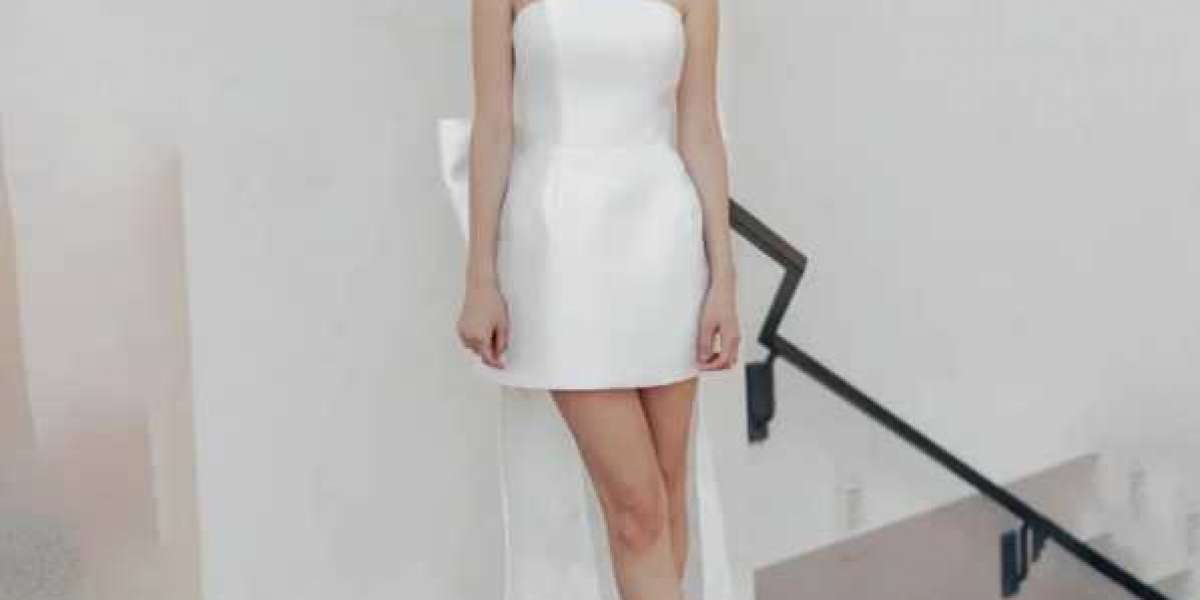 Short Bridal Dress: A Modern Twist on Tradition
