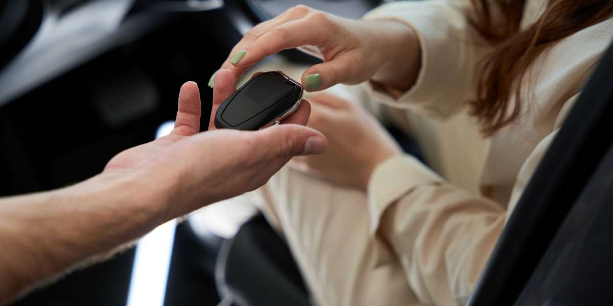 What's The Job Market For Car Locksmith Emergency Professionals Like?