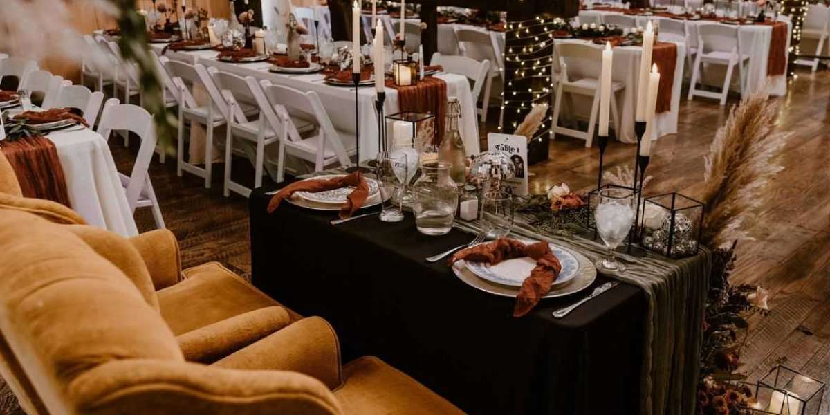 Top Reasons to Choose Small Wedding Venues Like Willow Haven Event Center