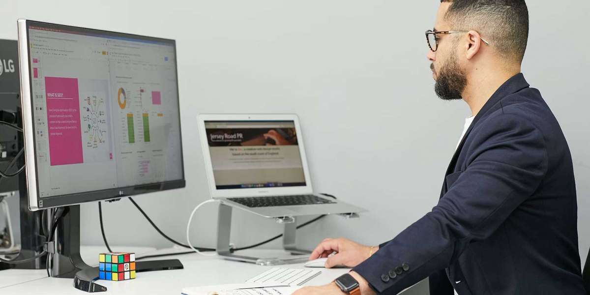 Selling Your IT Services Business in Ontario at Ontario Commercial Group
