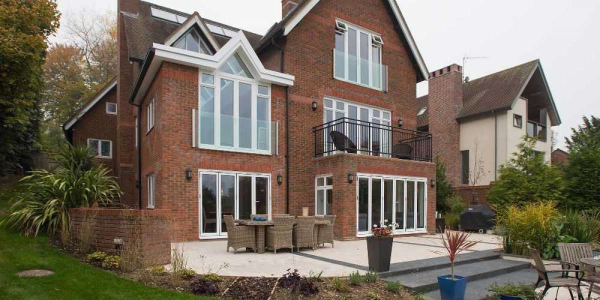 Looking to Extend Your Home in Romsey? Here’s the Ultimate Local Guide