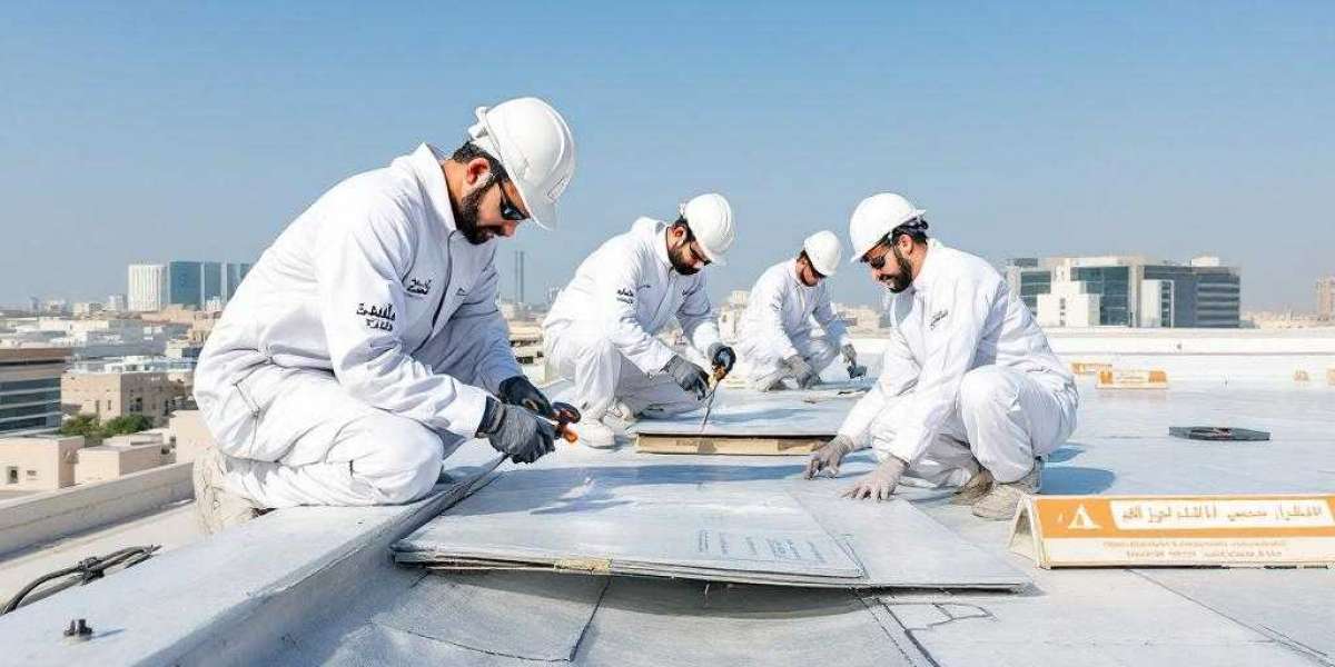 شركة عزل أسطح بالبكيرية – حلول حرارية ومائية متكاملة لحماية منزلك