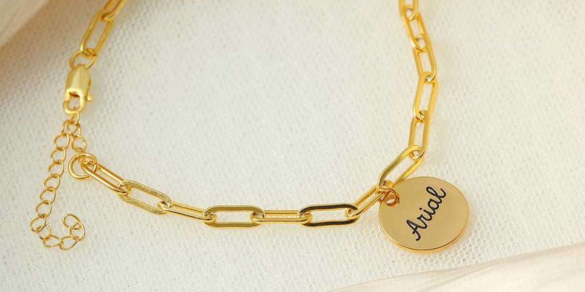 What Are the Benefits of Custom Bracelets?