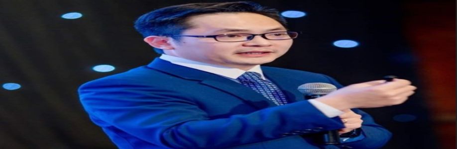 Nguyễn Huy Hoàng Cover Image
