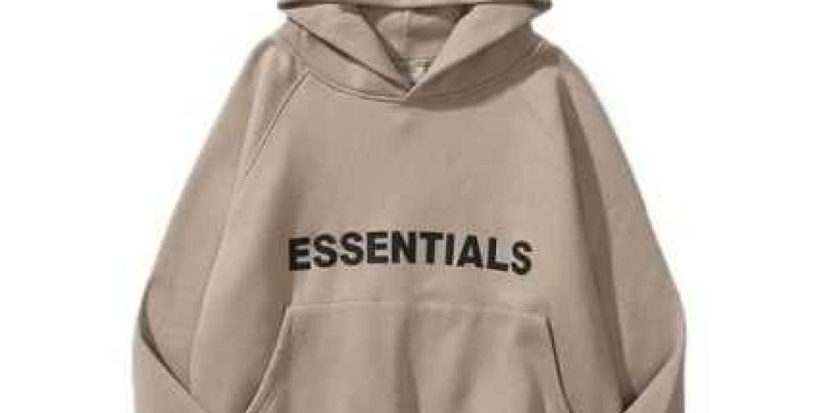 Essentials Hoodie – Classic Fit, Modern Streetwear Energy