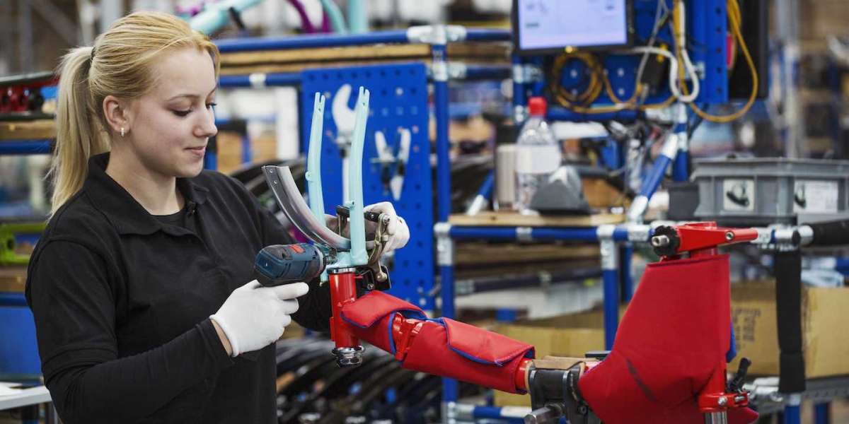 How Assembly Line Production Transformed the Manufacturing Industry