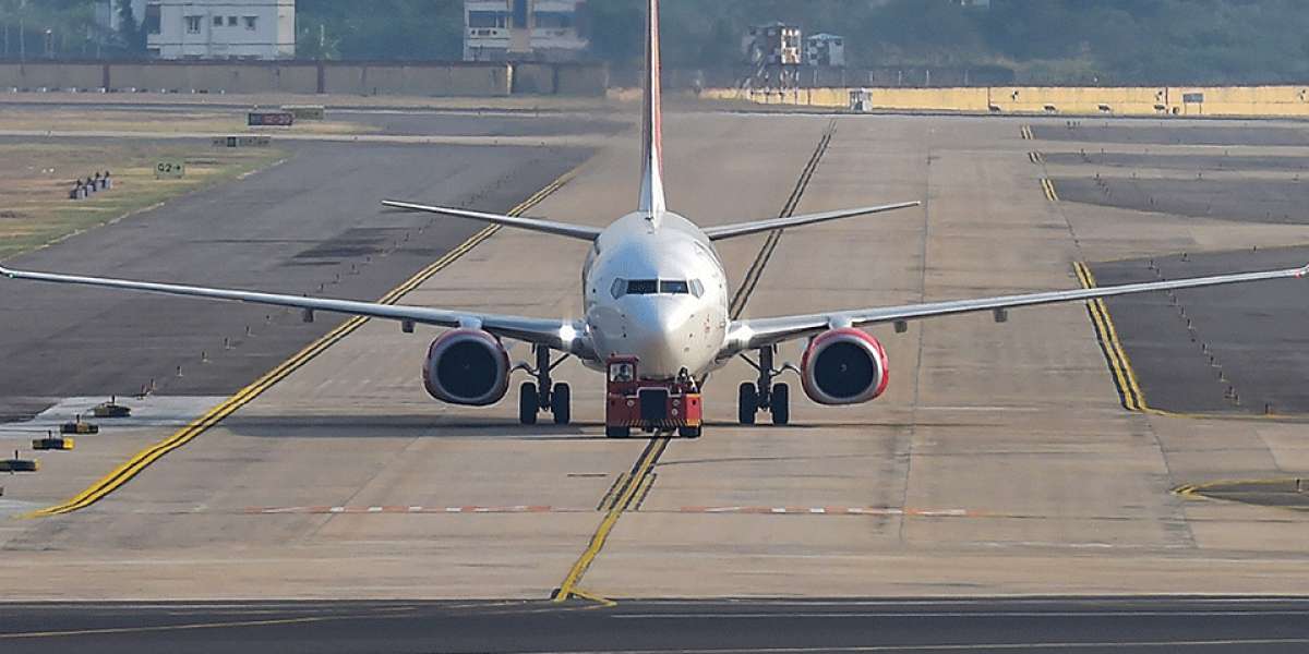 United Airlines DXB Terminal +1–888–839–0502